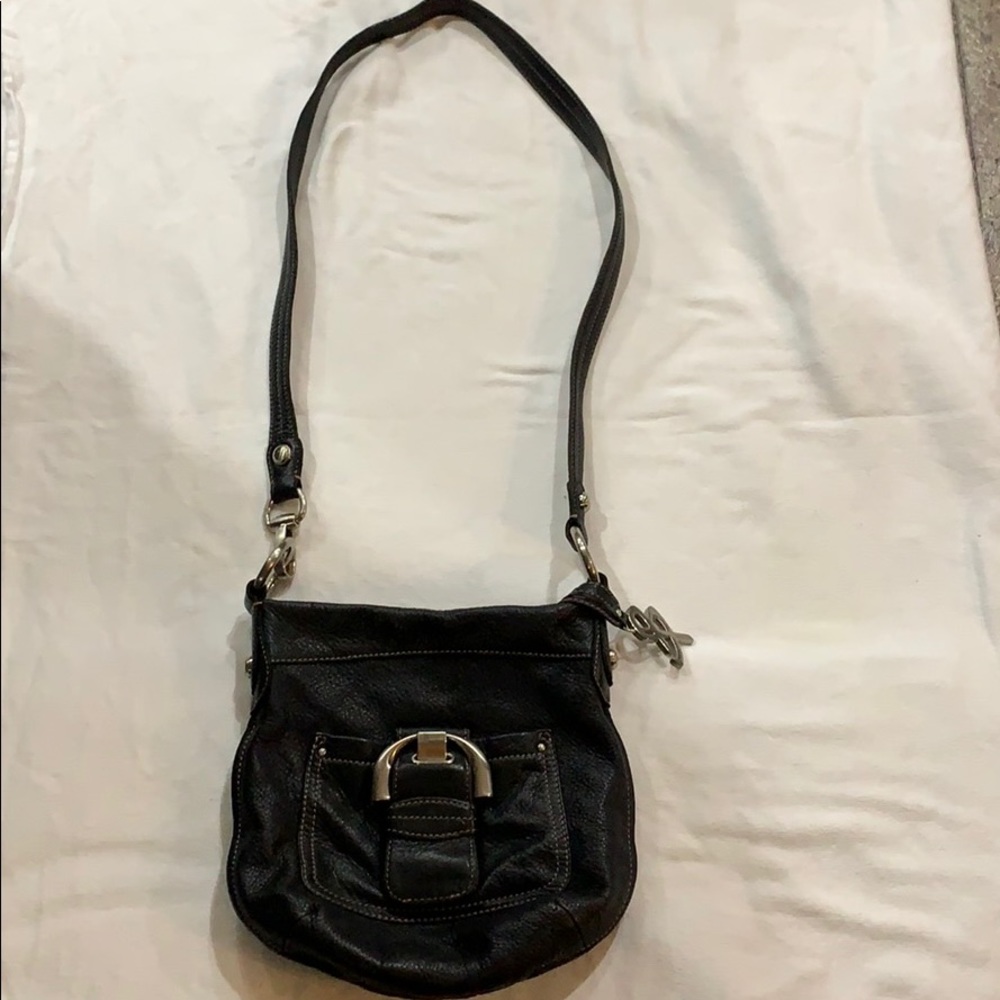 B MAKOWSKY  BLACK CROSSBODY IN GOOD SHAPE